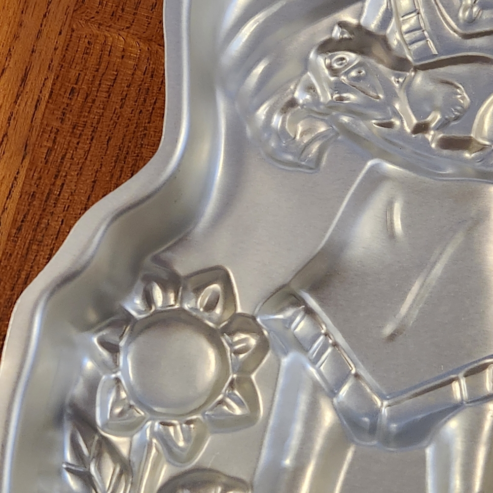 1995 Pocahontas Wilton Cake Pan Vintage 1990s Disney Birthday Cake Pan VTG - Picture 9 of 14